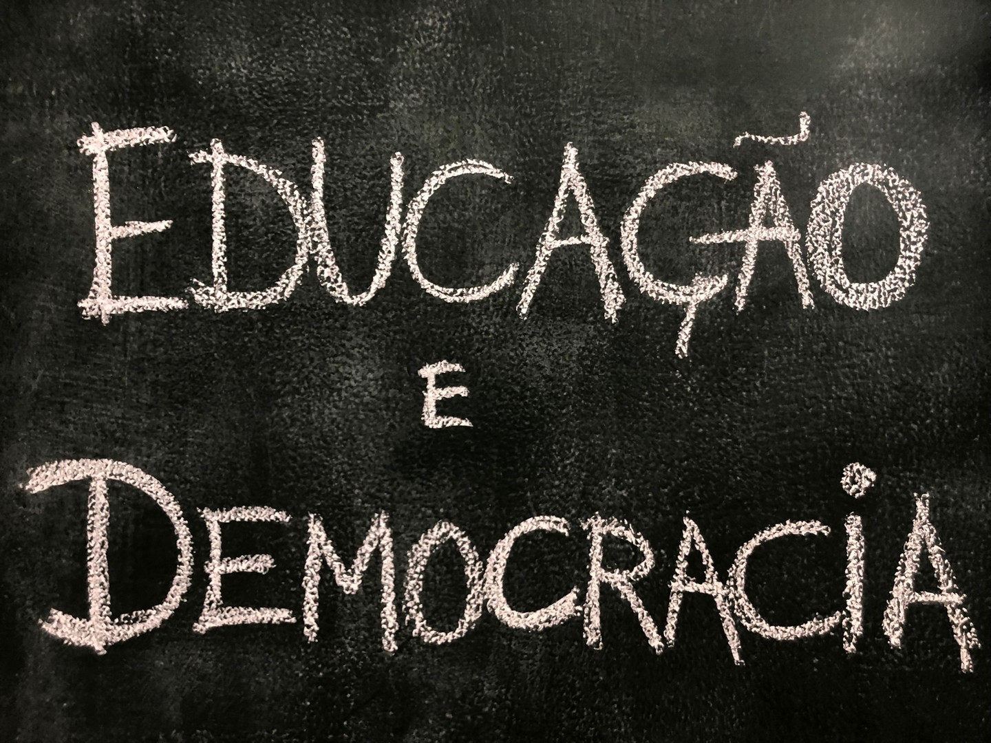 [28/11] Seminário: Educação e Democracia
